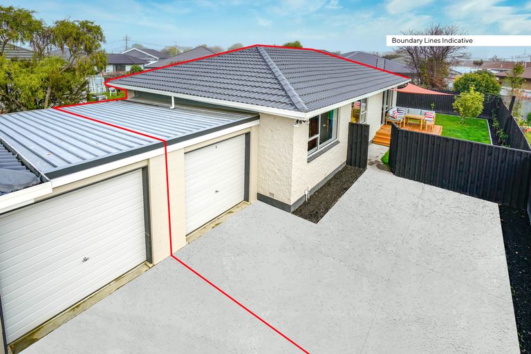 Photo of property in 2/19 Rookwood Avenue, New Brighton, Christchurch, 8083