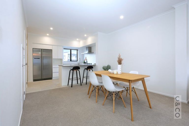 Photo of property in 24 Manarini Road, Westgate, Auckland, 0614