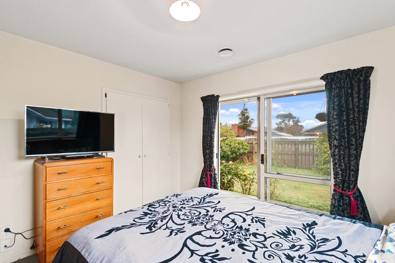 Photo of property in 1 Skerten Avenue, Hornby South, Christchurch, 8042