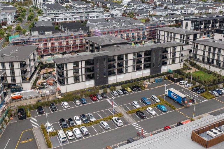 Photo of property in 203/82 Te Oneroa Way, Long Bay, Auckland, 0630