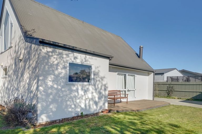 Photo of property in 1/7 Palmers Road, New Brighton, Christchurch, 8083