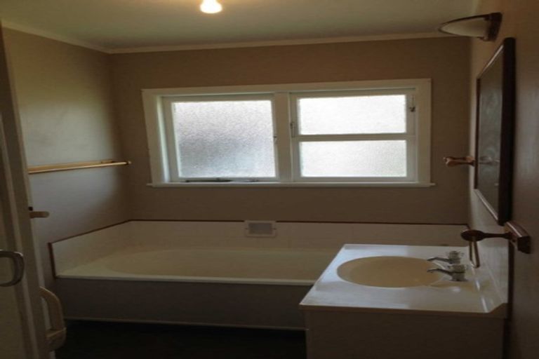 Photo of property in 84 Knighton Road, Hillcrest, Hamilton, 3216