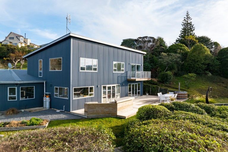 Photo of property in 8 Edna Street, Ocean View, Dunedin, 9035