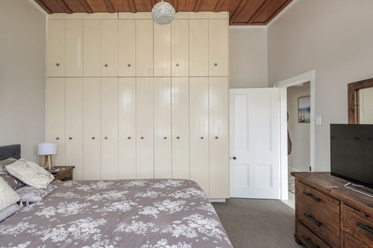 Photo of property in 4 Hinaki Street, Inner Kaiti, Gisborne, 4010