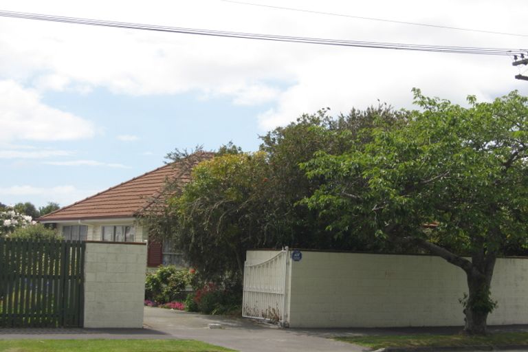 Photo of property in 72 Isleworth Road, Bishopdale, Christchurch, 8053