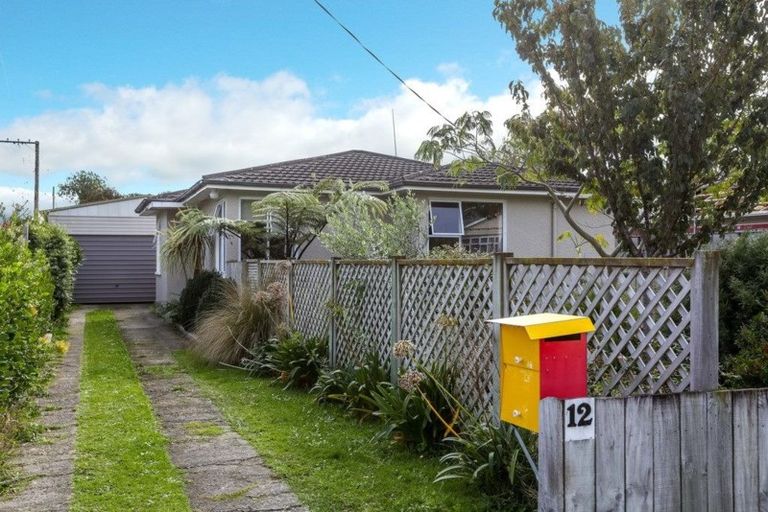 Photo of property in 12 Walsh Road, Westown, New Plymouth, 4310