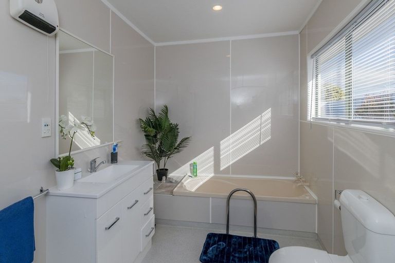 Photo of property in 5 Rosedale Place, Levin, 5510