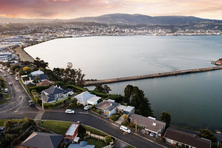 Photo of property in 93 Moana Crescent, Musselburgh, Dunedin, 9013