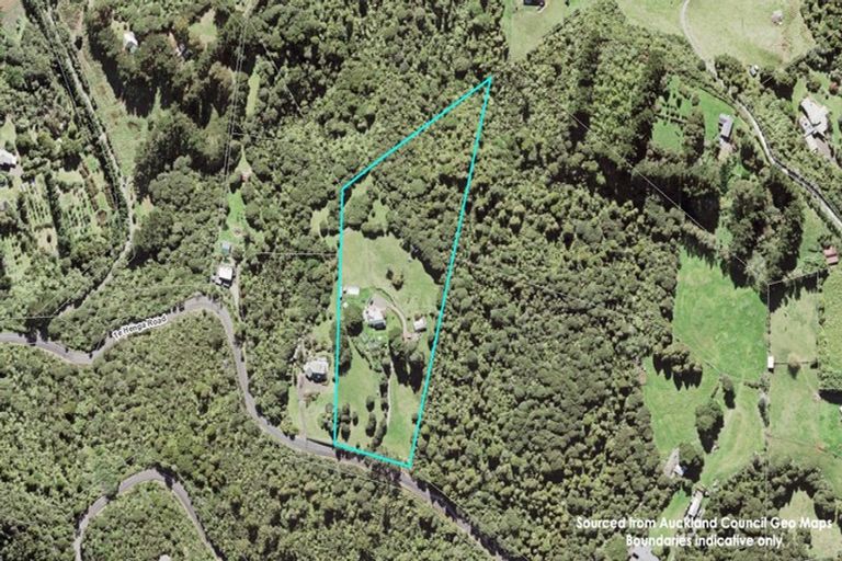 Photo of property in 15 Te Henga Road, Waitakere, Henderson, 0781