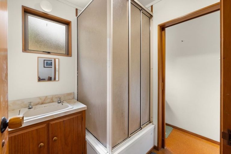 Photo of property in 90 Te Haumi Drive, Paihia, 0200