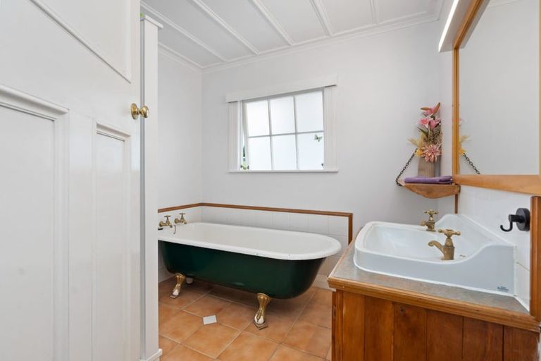 Photo of property in 18 Waro Drive, Hikurangi, 0114