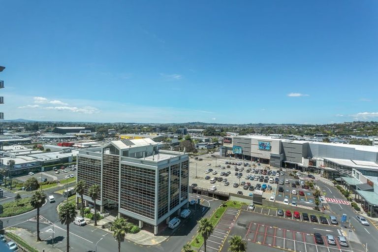 Photo of property in Proximity Apartments, 1008/17 Osterley Way, Manukau, Auckland, 2104