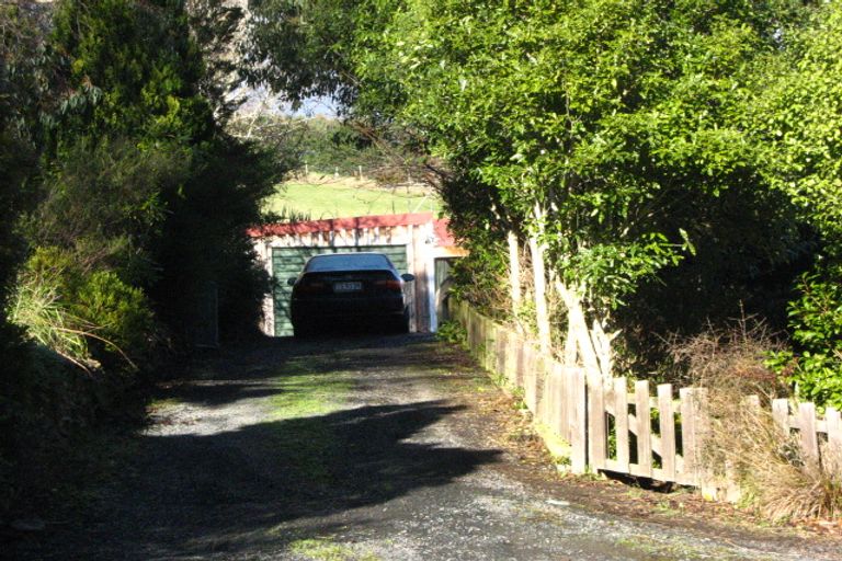 Photo of property in 80 Doctors Point Road, Waitati, 9085