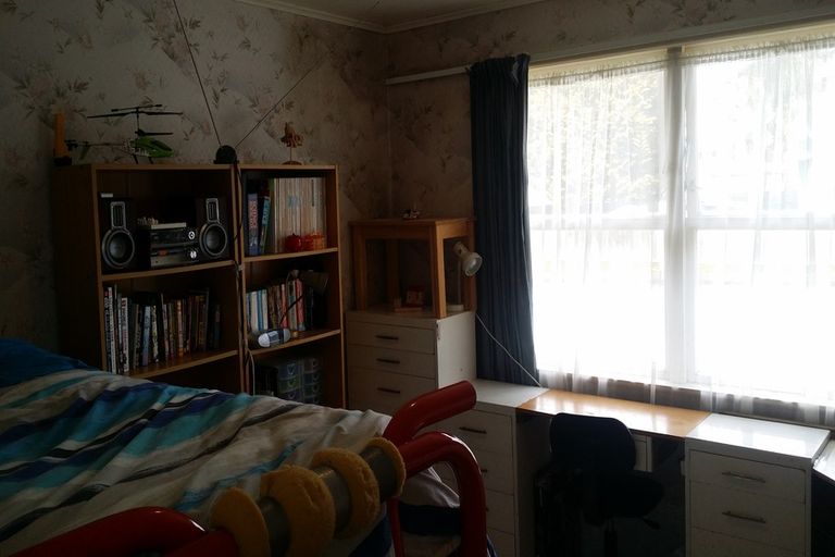 Photo of property in 9 Resolute Way, Papakura, 2110