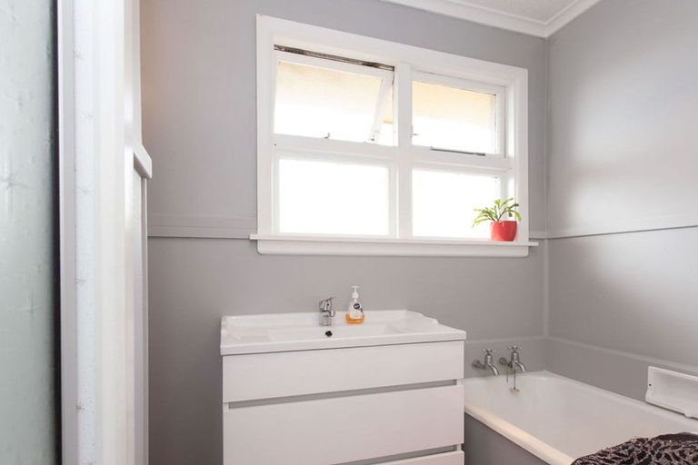 Photo of property in 24 Donegal Street, Belfast, Christchurch, 8051