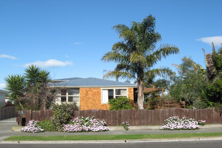 Photo of property in 39 Clarence Cox Crescent, Pirimai, Napier, 4112