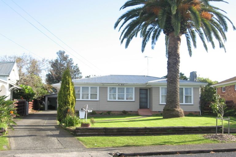 Photo of property in 17 William Avenue, Manurewa, Auckland, 2102