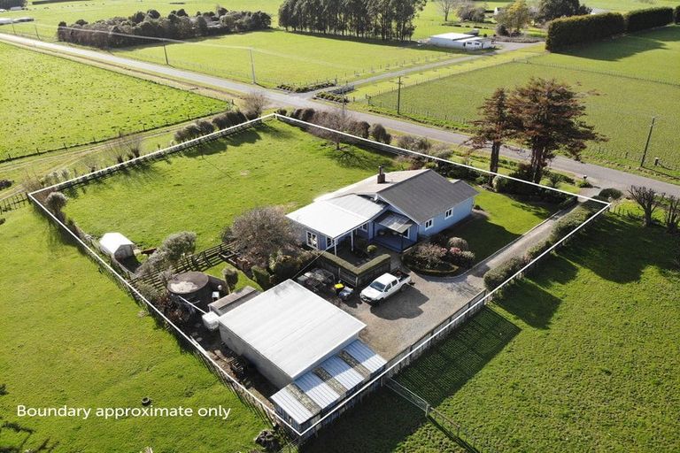 Photo of property in 57 Pharazyn Road, Feilding, 4777