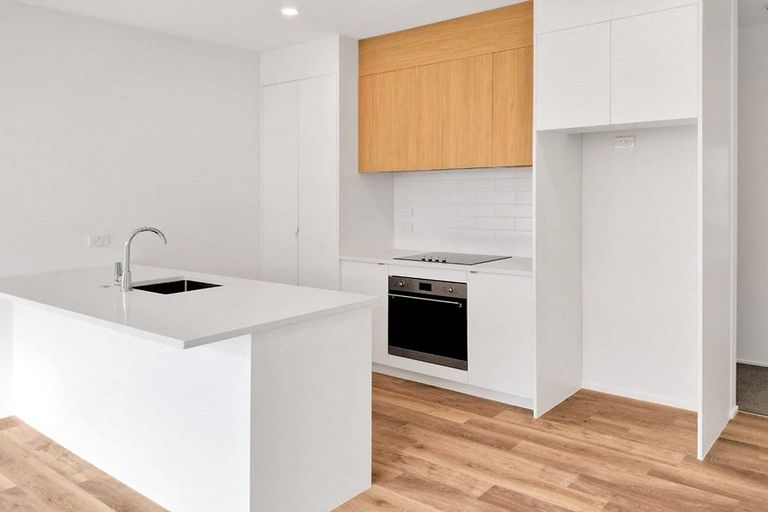 Photo of property in 111 Mangahoe Road, Mount Wellington, Auckland, 1062