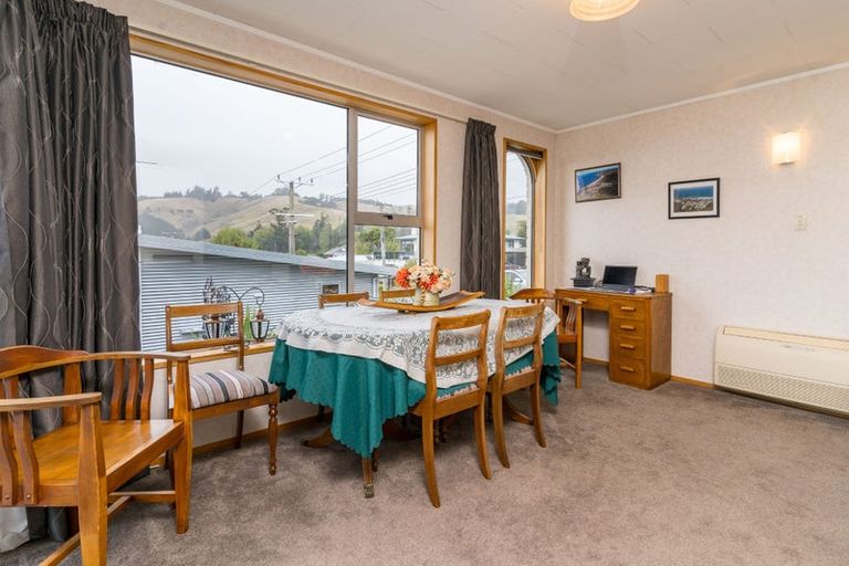 Photo of property in 5 Clyde Street, Kinmont Park, Mosgiel, 9024