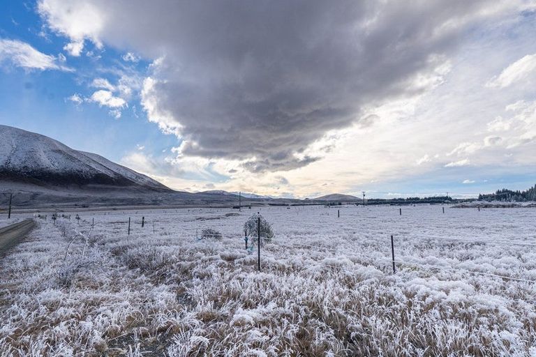 Photo of property in 411 Manuka Terrace, Ben Ohau, Twizel, 7999