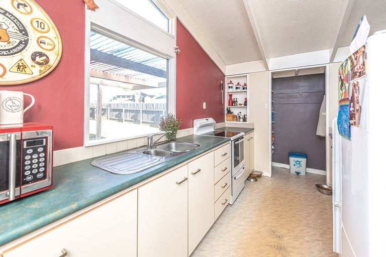 Photo of property in 1 Banks Place, Tawhero, Whanganui, 4501