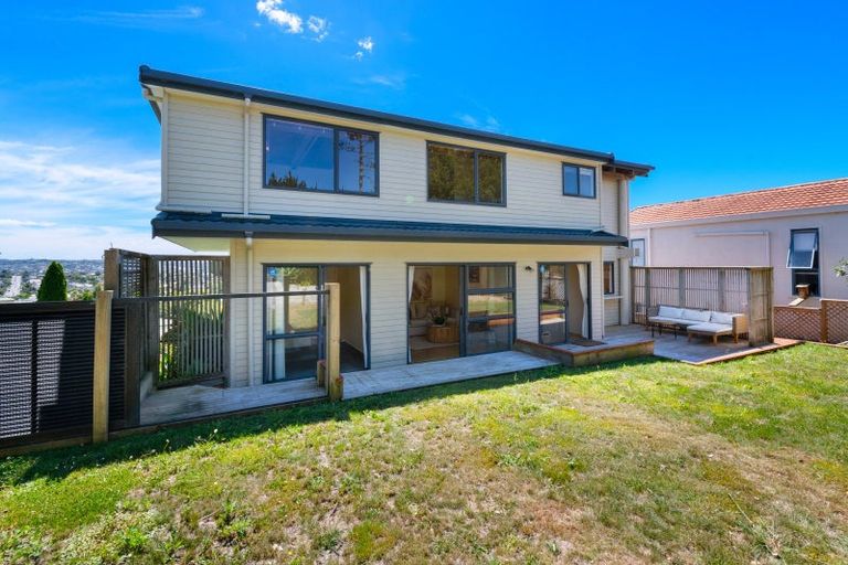 Photo of property in 148 Red Beach Road, Red Beach, 0932