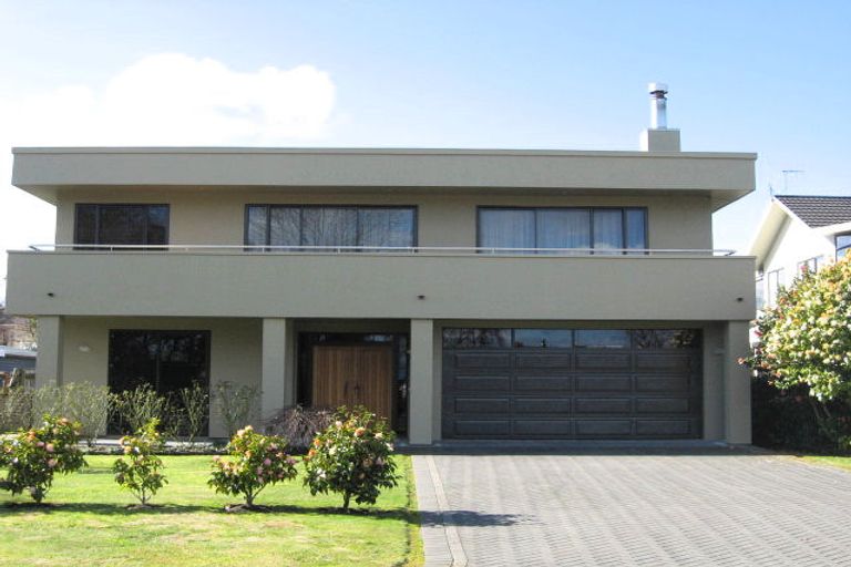Photo of property in 21 Nisbet Terrace, Kinloch, Taupo, 3377