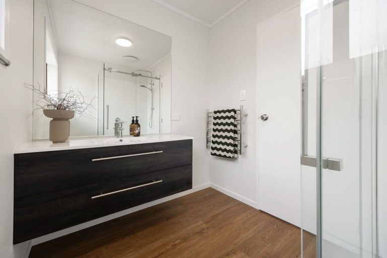 Photo of property in 1/1 Saint Olpherts Avenue, Hamilton East, Hamilton, 3216