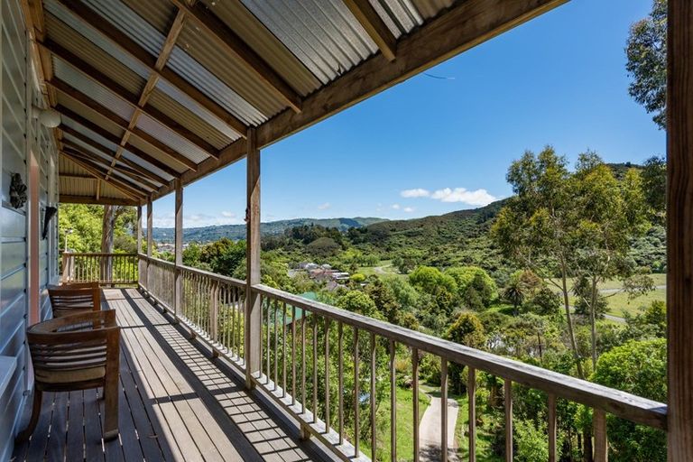 Photo of property in 10 Prebble Grove, Naenae, Lower Hutt, 5011