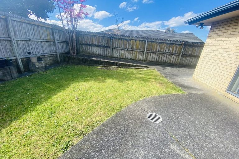 Photo of property in 47 Wayne Francis Drive, East Tamaki, Auckland, 2016