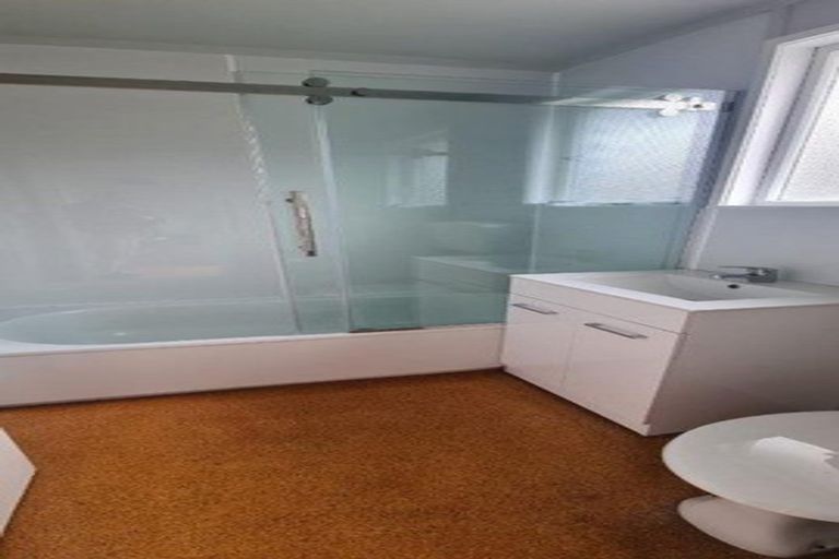 Photo of property in 4/271 River Road, Claudelands, Hamilton, 3214