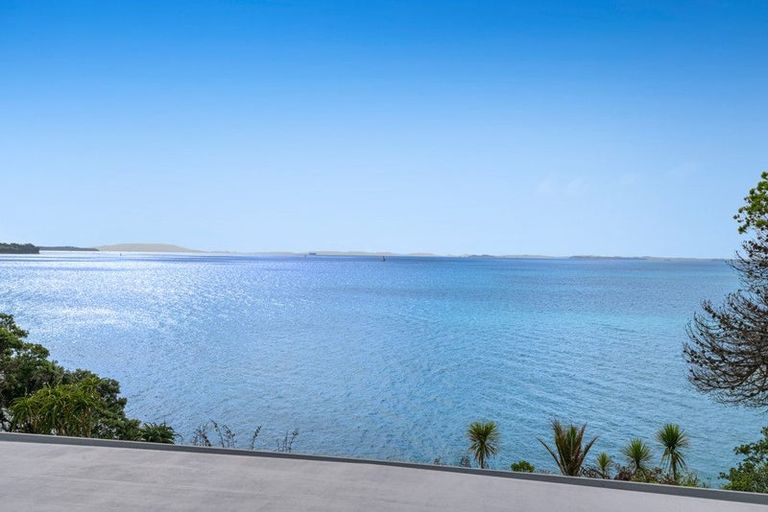 Photo of property in 859 Whangaparaoa Road, Manly, Whangaparaoa, 0930