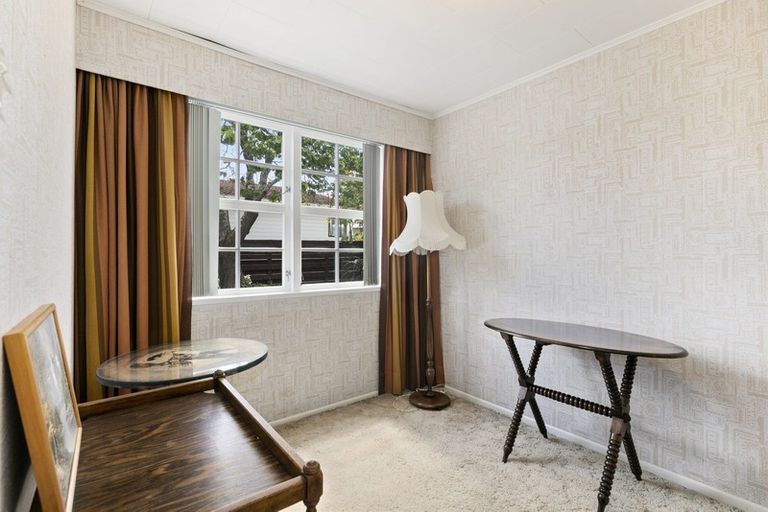 Photo of property in 19 Waddington Drive, Naenae, Lower Hutt, 5011