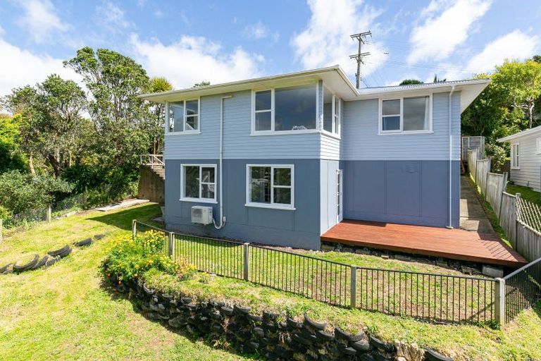 Photo of property in 83 Ironside Road, Johnsonville, Wellington, 6037