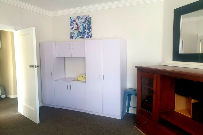 Photo of property in 69 Hutt Road, Petone, Lower Hutt, 5012