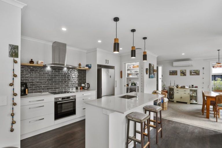 Photo of property in 25b Augusta Rise, Omokoroa, 3114