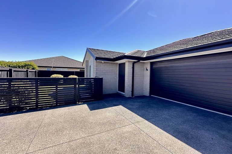 Photo of property in 9 Ronaldson Lane, Wigram, Christchurch, 8042