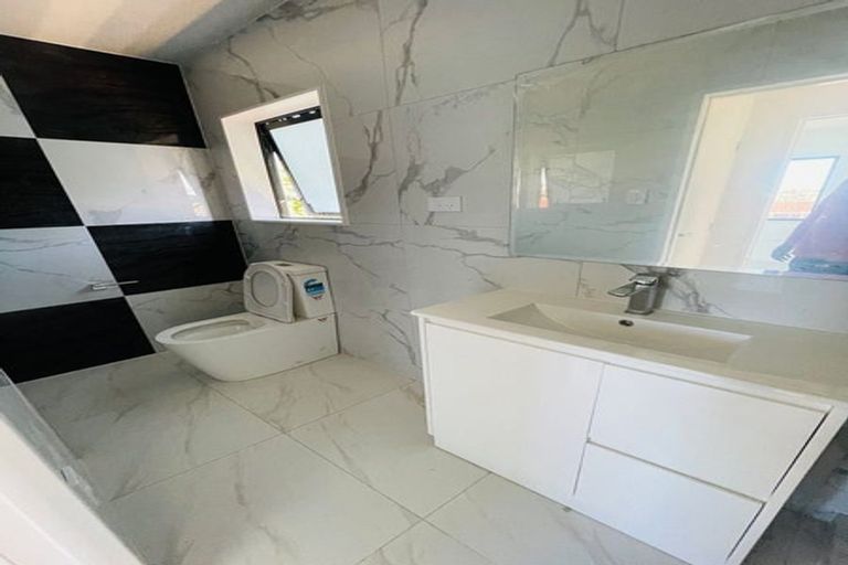 Photo of property in 187a Gray Avenue, Papatoetoe, Auckland, 2024