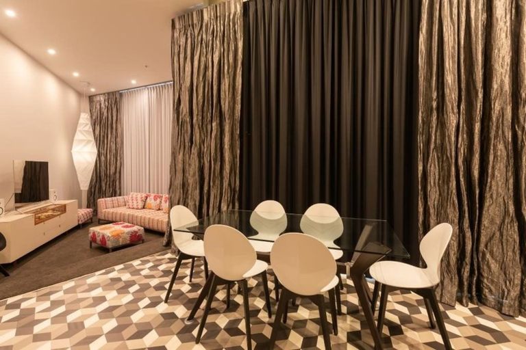 Photo of property in Stadium Garden Flats, 108/107 Thorndon Quay, Pipitea, Wellington, 6011