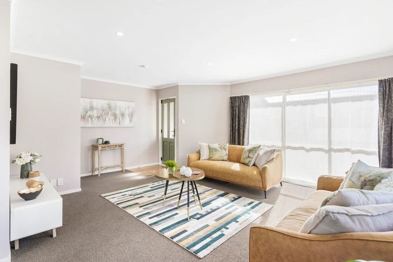 Photo of property in 1/8 Glenburn Place, Papakura, 2110