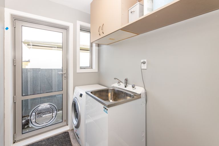 Photo of property in 2/19 Rookwood Avenue, New Brighton, Christchurch, 8083