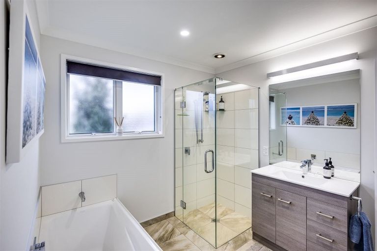 Photo of property in 27 Aparima Place, Awatoto, Napier, 4110