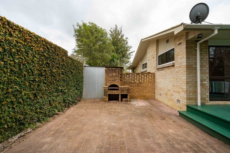 Photo of property in 28 Barrie Crescent, Silverdale, Hamilton, 3216