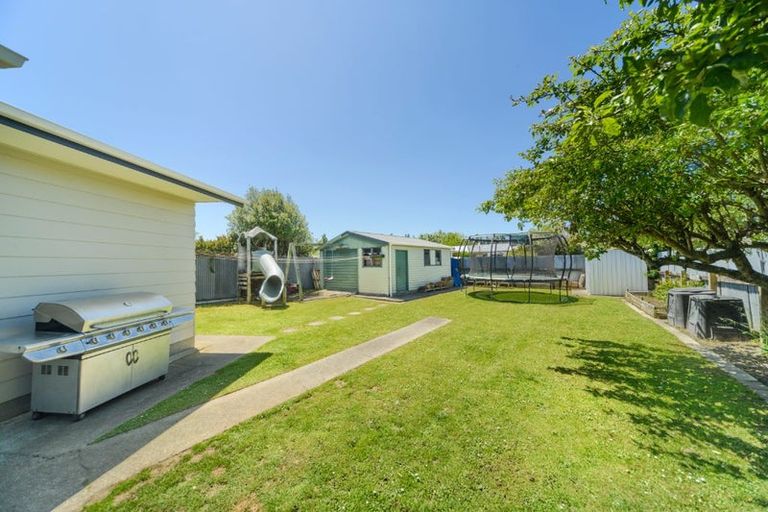 Photo of property in 138 Ruamahanga Crescent, Terrace End, Palmerston North, 4410