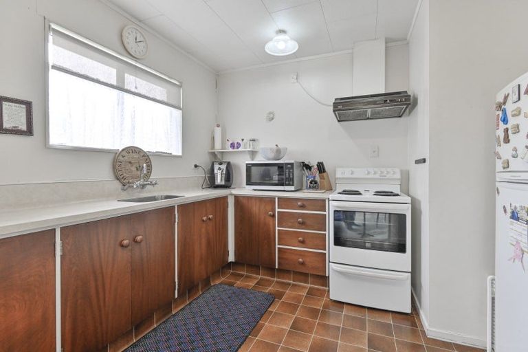 Photo of property in 2/504 Ellison Road, Hastings, 4122