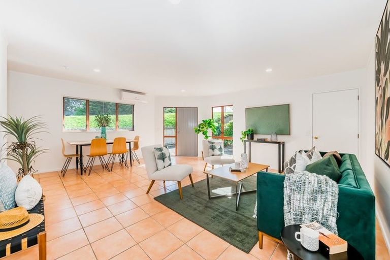 Photo of property in 76 Hinemoa Street, Paraparaumu, 5032