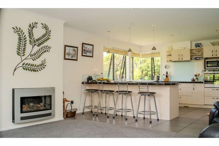 Photo of property in 108 Waitotara Drive, Waipapa, 0230