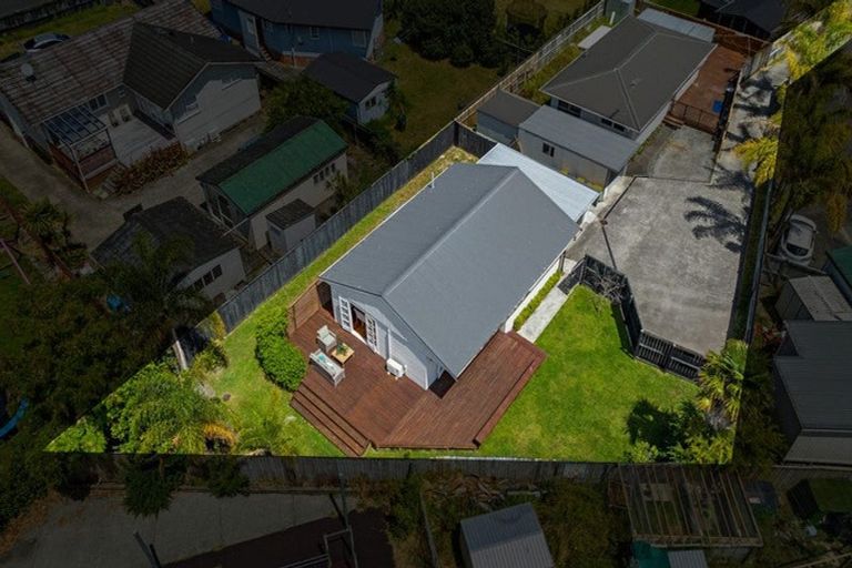 Photo of property in 1/5 Compton Street, Hillcrest, Auckland, 0627