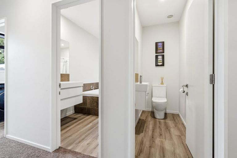 Photo of property in 205 Fifield Terrace, Opawa, Christchurch, 8023